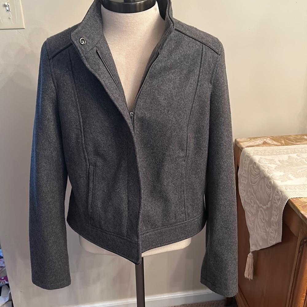 MOSSIMO GREY WOOL BLEND JACKET  w/ leather trim SIZE MEDIUM NEW W/O TAGS